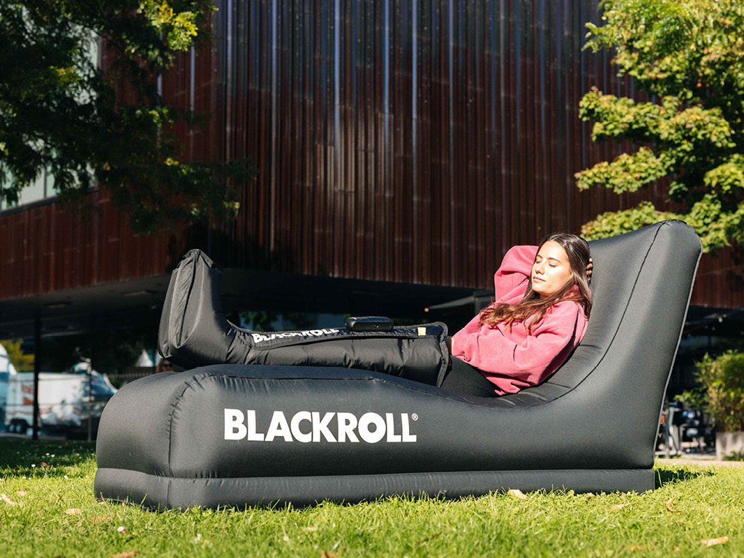 BLACKROLL AIR LOUNGER 2.0 piepūšamais atpūtas krēsls sīktēls 4